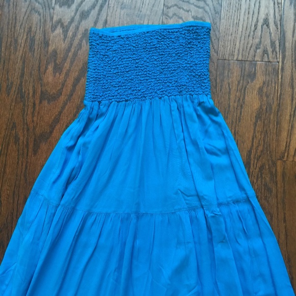 Dress - Picture 3 of 4