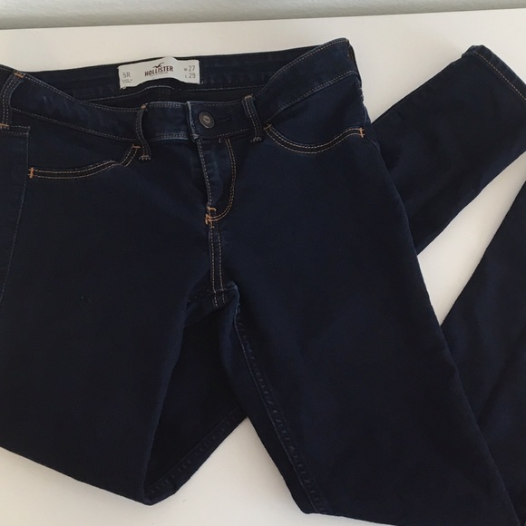 Hollister Dark Wash Skinnys/Jegging