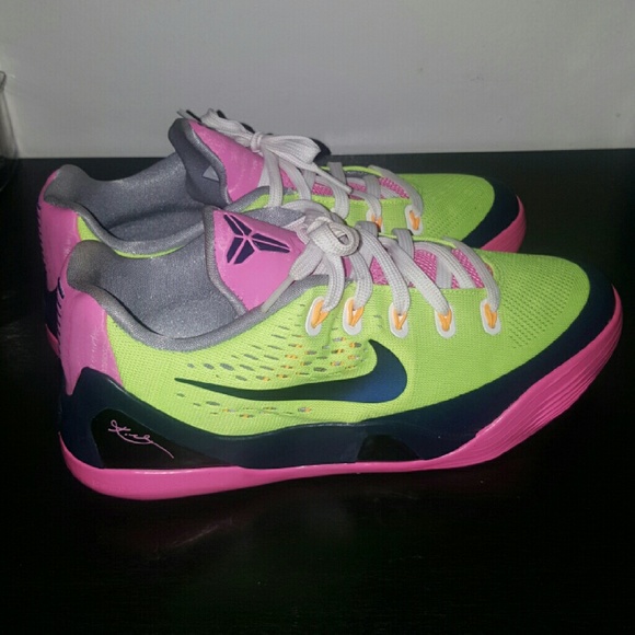 Kobe IX Em