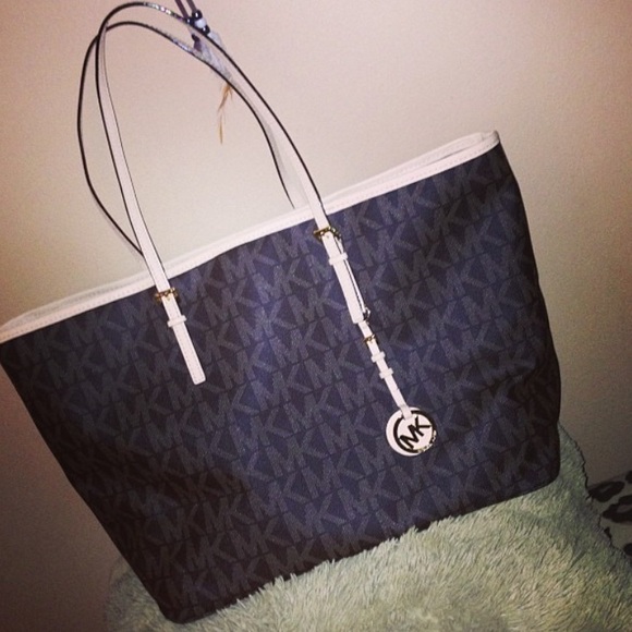Michael Kors Jet Set tote