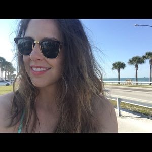 Meet your Posher, Ashleigh