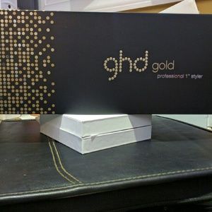 GHD professional 1" styler flat iron