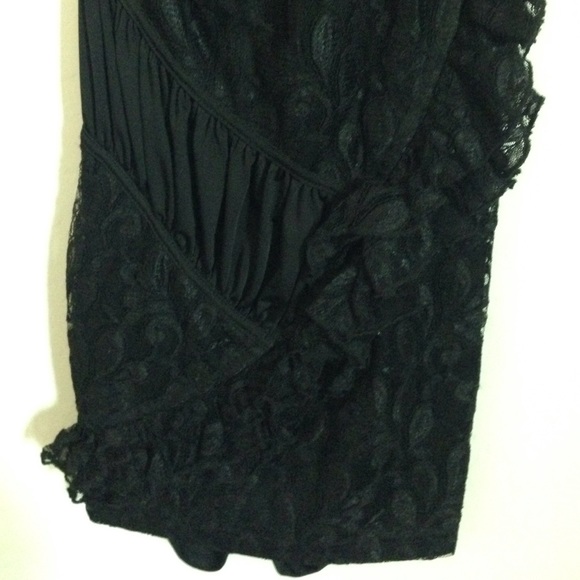 Prom/Graduation dress - Picture 2 of 4