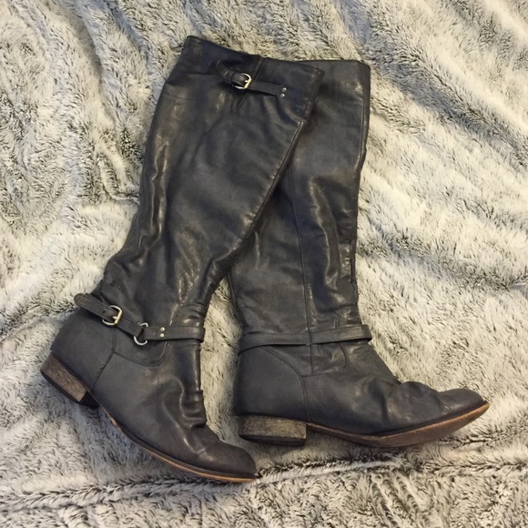 Woman's boots