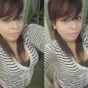 Meet your Posher, Roxanna