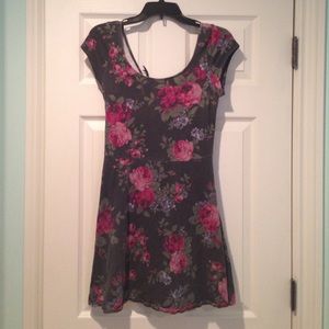 🔹flower dress American eagle🔹