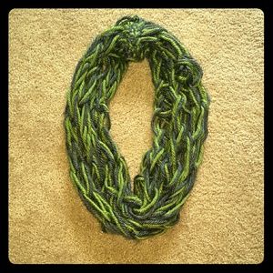 HANDMADE chunky infinity scarf