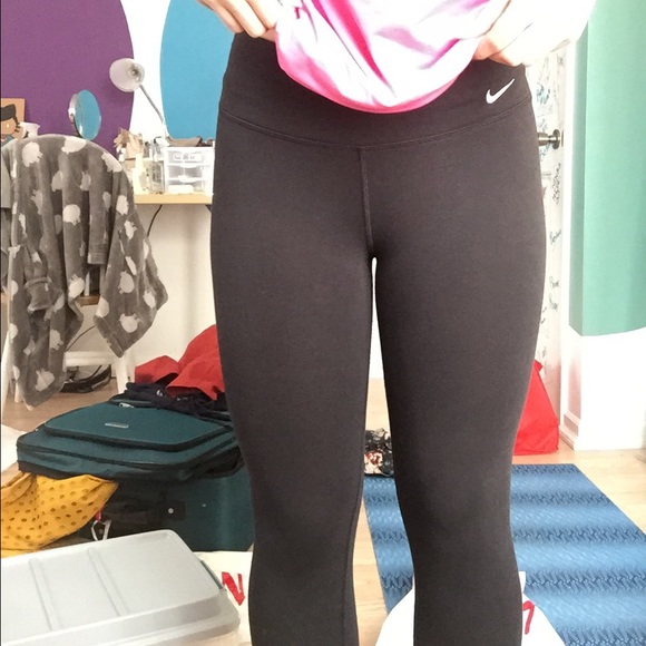 Black Nike Dri-Fit Capri Leggings