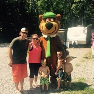 Meet your Posher, Jennifer