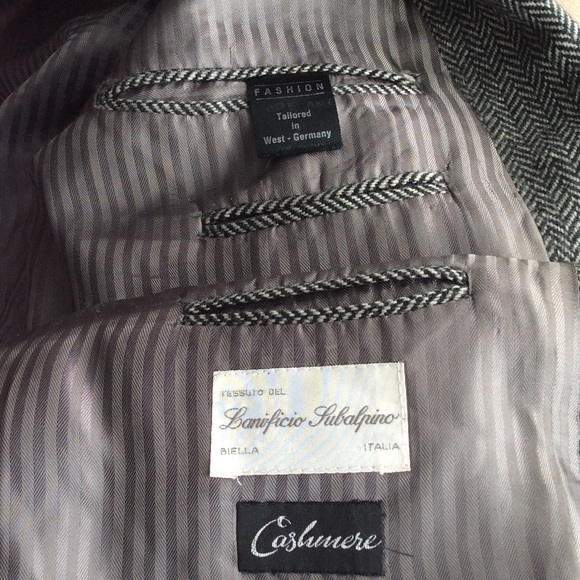 🎉SALE🎉 Tessuto Del Tweed Blazer - Picture 4 of 4