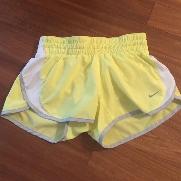 Nike Dash 3" Women's Running Shorts Yellow
