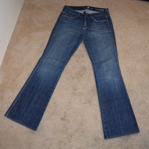 A-pocket flare jean - Picture 2 of 3