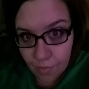 Meet your Posher, Courtney