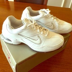 Womens Nike Air size 7.5