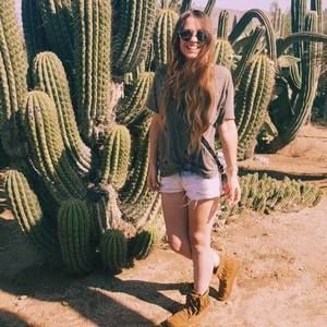 Meet your Posher, Lindy