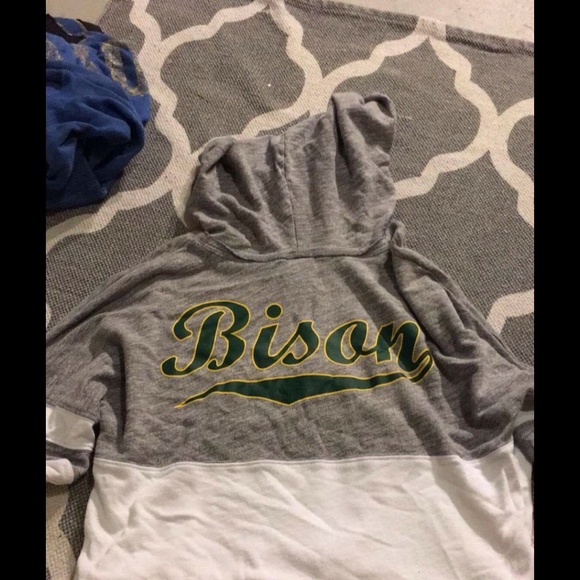 Vs pink ndsu bison crew