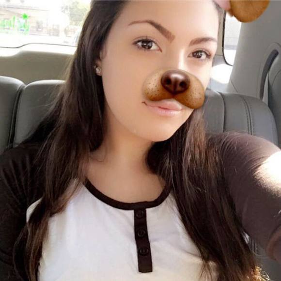 Meet your Posher, Kaylie