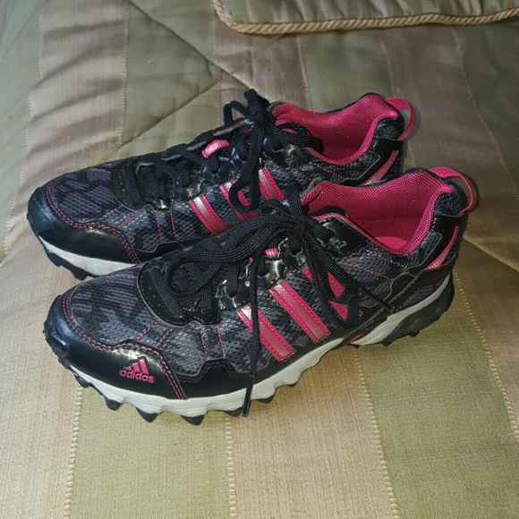 Adidas tennis shoes
