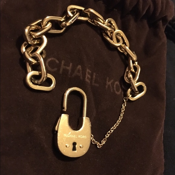 MK bracelet with a lock