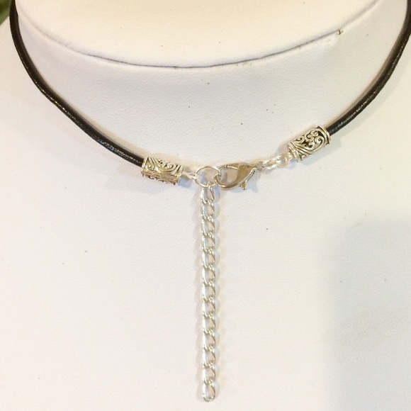 Silver circle choker necklace - Picture 3 of 4