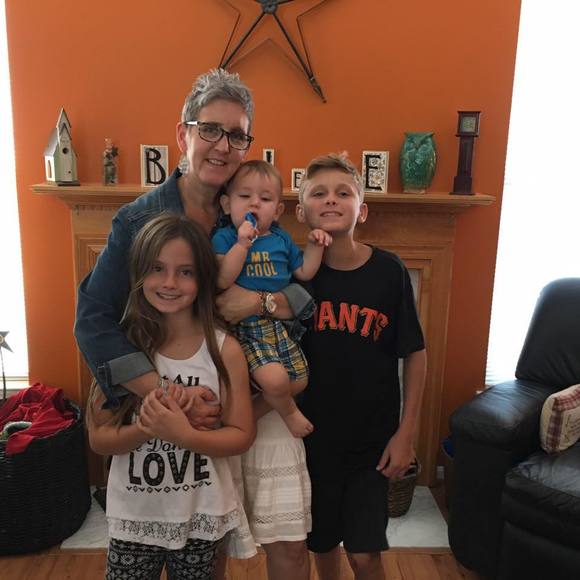 Meet your Posher, Courtney