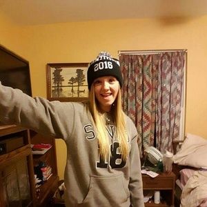 Meet your Posher, Hailey