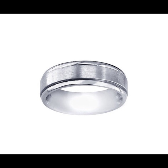 14k White Gold Comfort Fit Wedding Band Unisex
