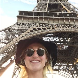 Meet your Posher, Paige