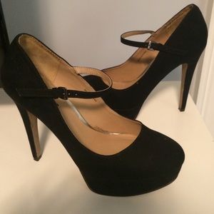 Forever 21 suede platform Mary Jane pumps size 8