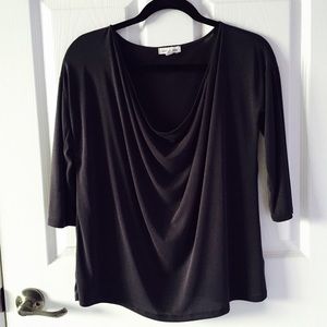 💙 Silence And Noise Low Drape Top 💙