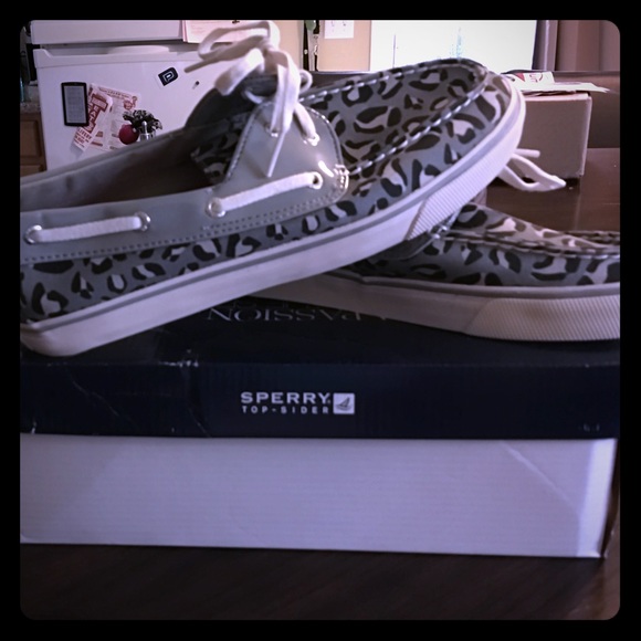 Brand new Sperry's