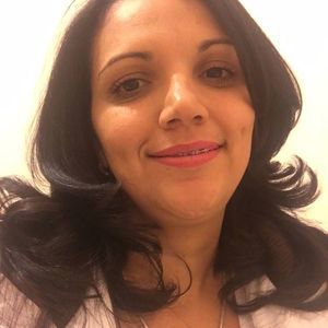 Meet your Posher, Juanita