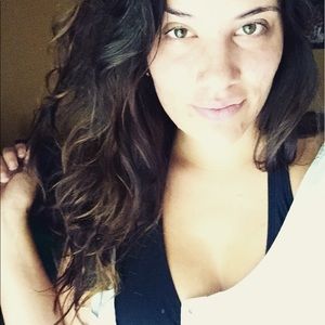 Meet your Posher, Victoria