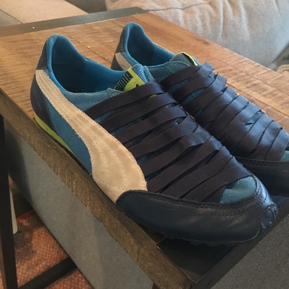 No tie sneakers