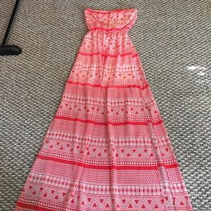 HONEY PUNCH Patterned maxi dress