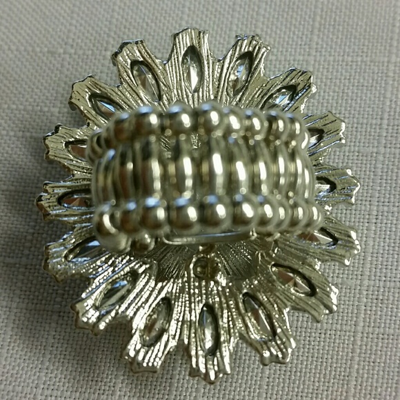 Crystal Stretch Ring - image 3