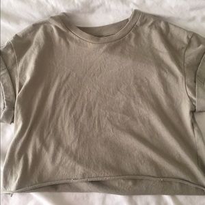 Olive green cropped t-shirt