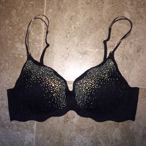 Stunning black VS bra