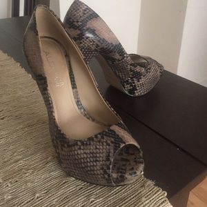 Aldo Beige/Black faux gator peep-toe pumps.