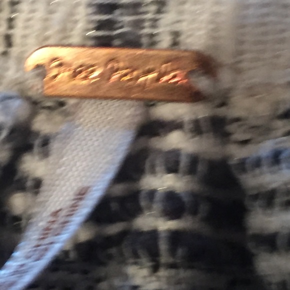 Striped pullover - Picture 3 of 3