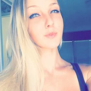 Meet your Posher, Ashlee