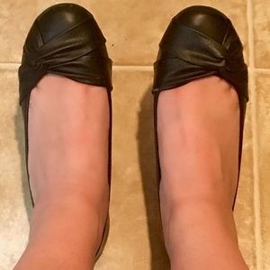 Black Blowfish Knotted Flats