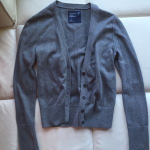 LAST CHANCE✨American Eagle Cardigan
