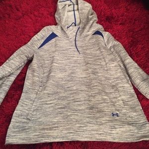 UnderArmour workout sweatshirt