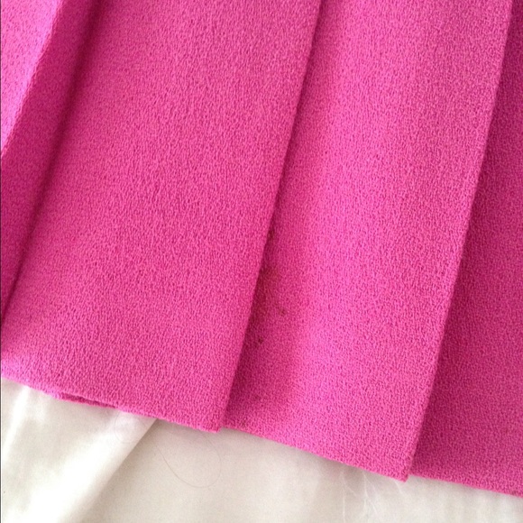 Vintage pink wool skirt!! 💖 - Picture 3 of 4