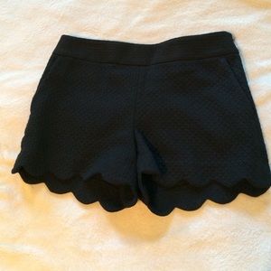 Ann Taylor Loft scalloped shorts