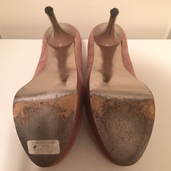 Steve Madden Suede Heels - Picture 5 of 6