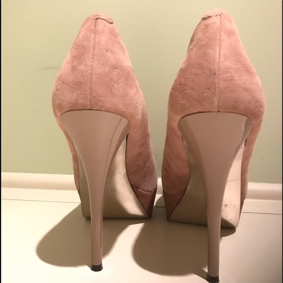 Steve Madden Suede Heels - Picture 6 of 6