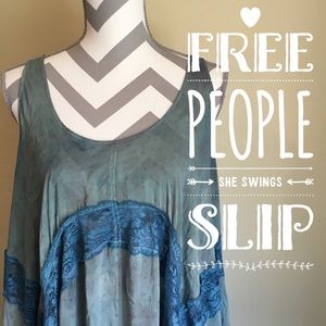✨HP✨Free People Slip