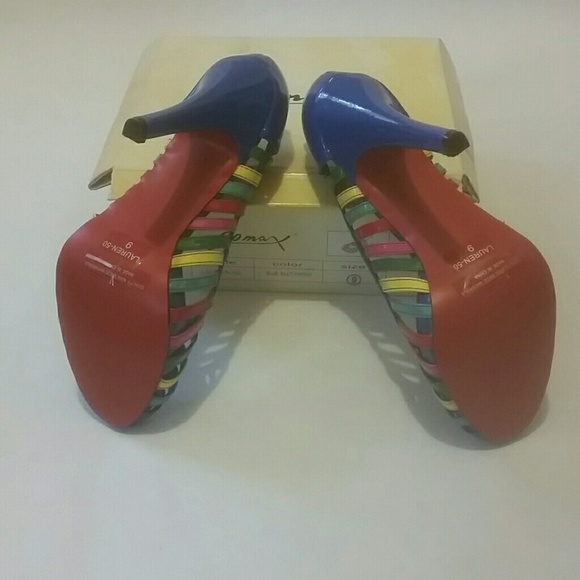 Shoes - Picture 3 of 4